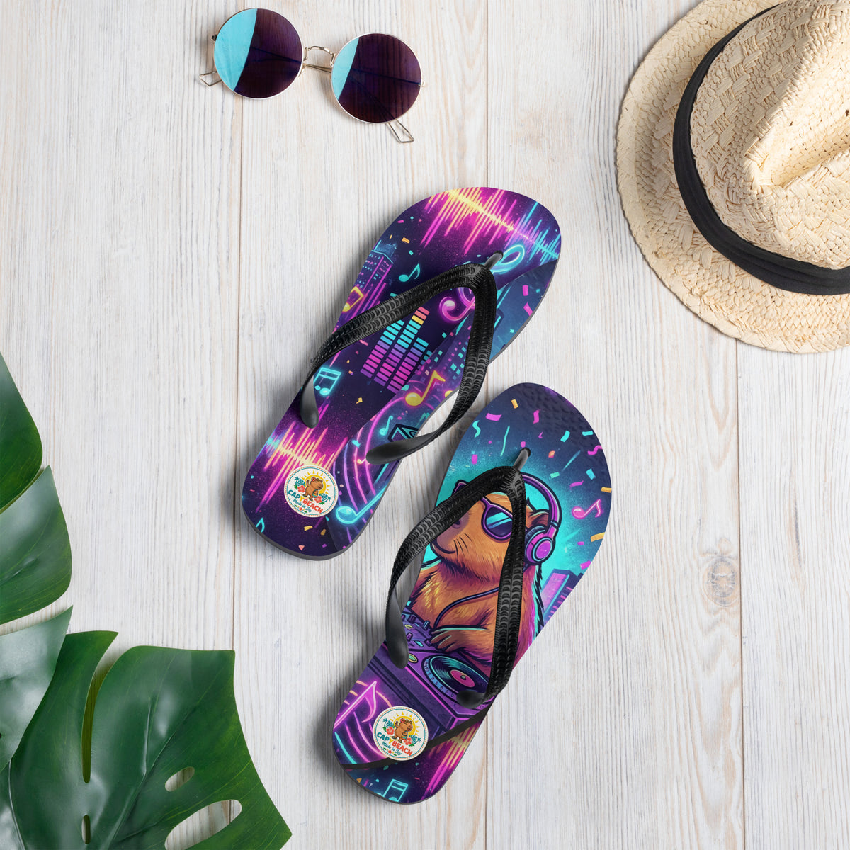Tongs CAPYBEACH STREET DJ Capybeat — capybara DJ néon aux platines, vue 2